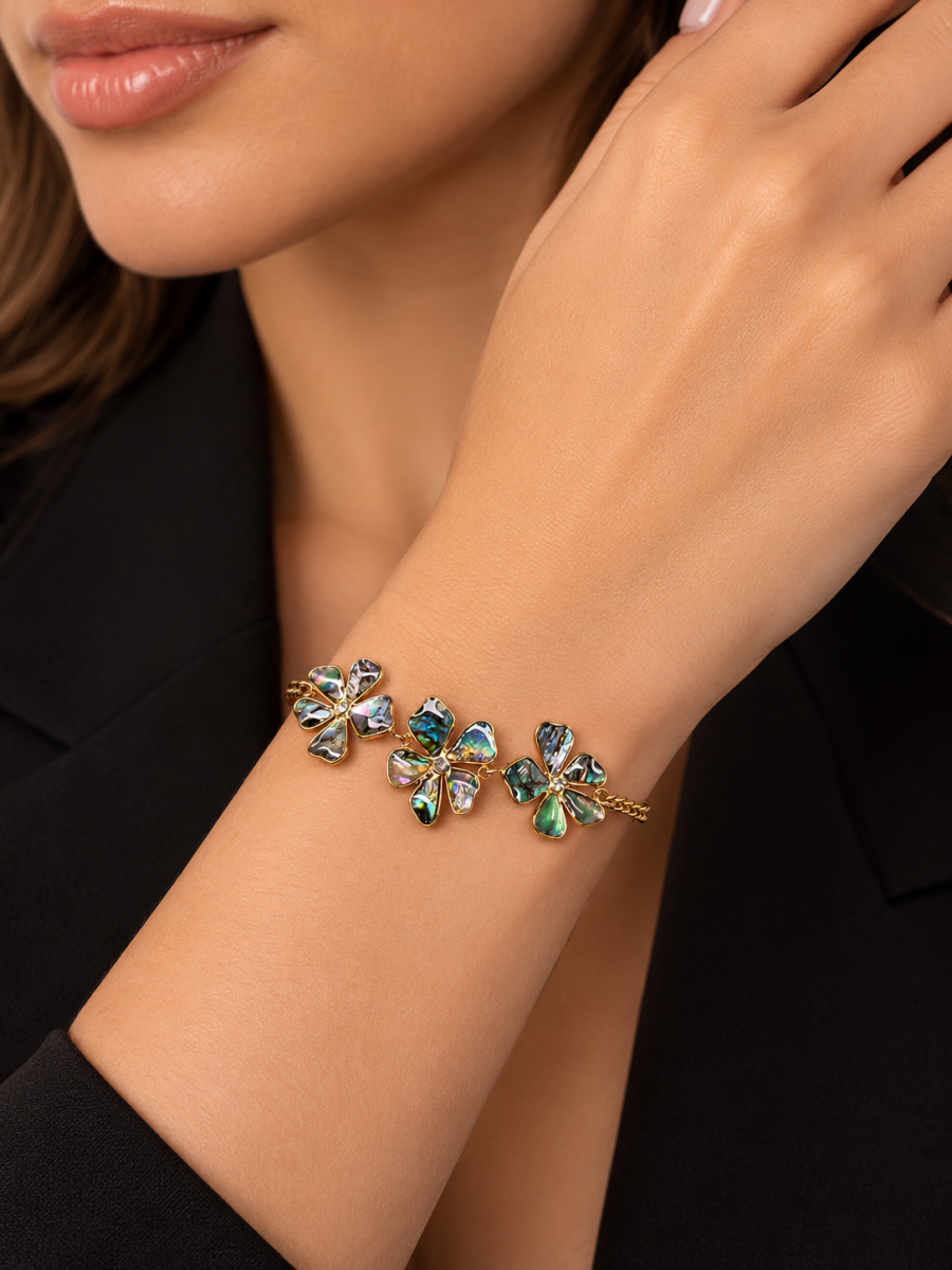 Eternos Acessórios - Pulseira Feminina Flores Abalone Dourada em Aço Inoxidável