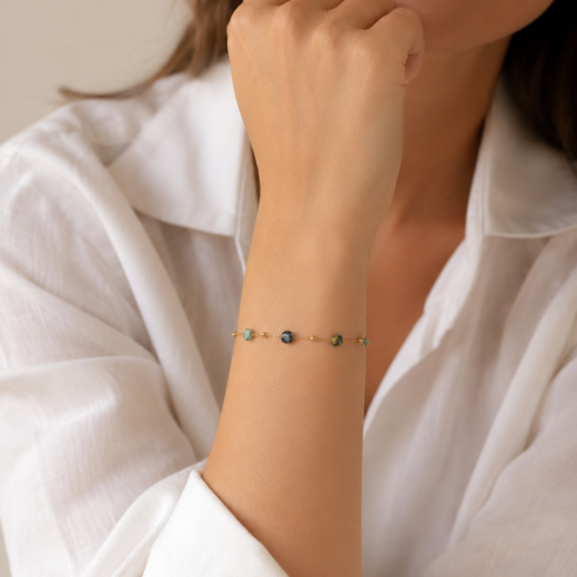 Pulseira Feminina Bolinha e Cristais Brita Dourada em Aço Inox 316L