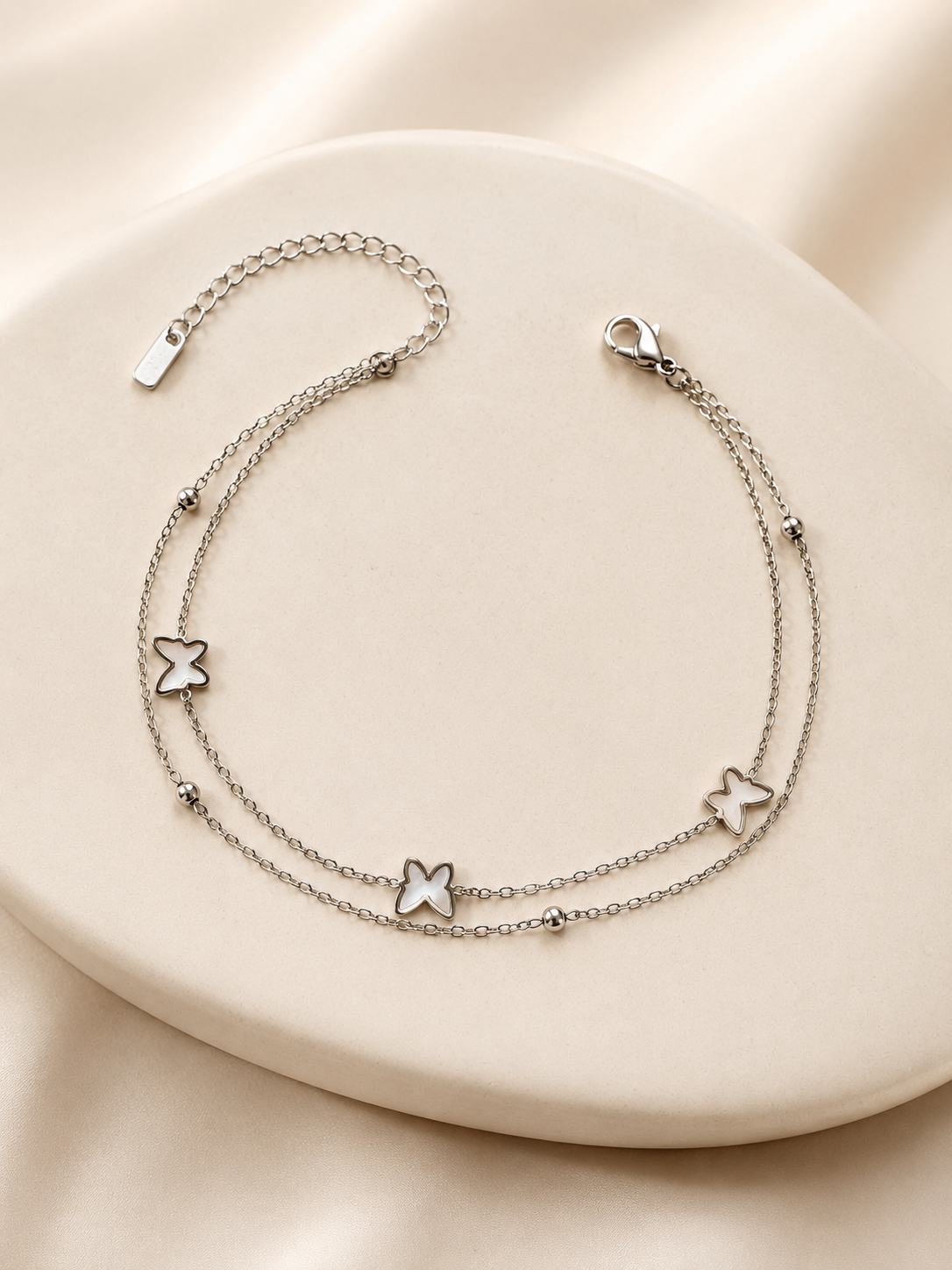 Eternos Acessórios - Pulseira Feminina Aço Inox 316L Duas Voltas Bolinha e Borboleta com Pérola Pulseira Feminina Aço Inox 316L Duas Voltas Bolinha e Borboleta com Pérola - Imagem 2