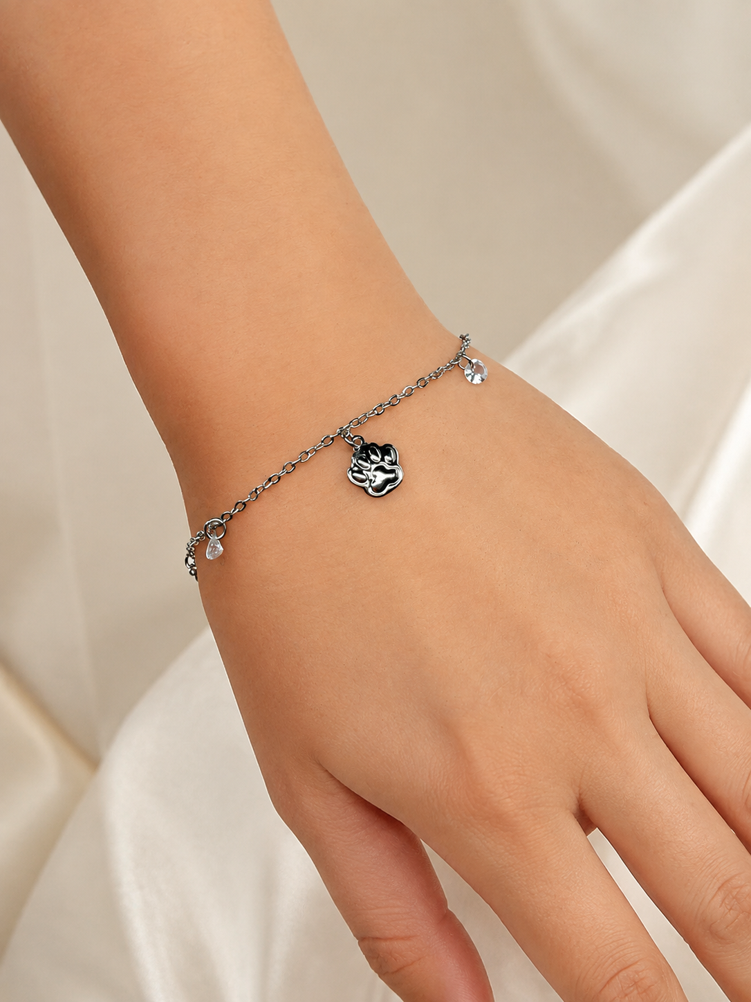 Eternos Acessórios - Pulseira Feminina Aço Inox 316L Patinha e Zircônia Pulseira Feminina Aço Inox 316L Patinha e Zircônia