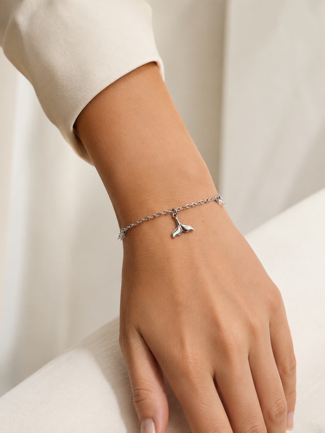 Eternos Acessórios - Pulseira Feminina Aço Inox 316L Cauda de Sereia e Zircônea Pulseira Feminina Aço Inox 316L Cauda de Sereia e Zircônea