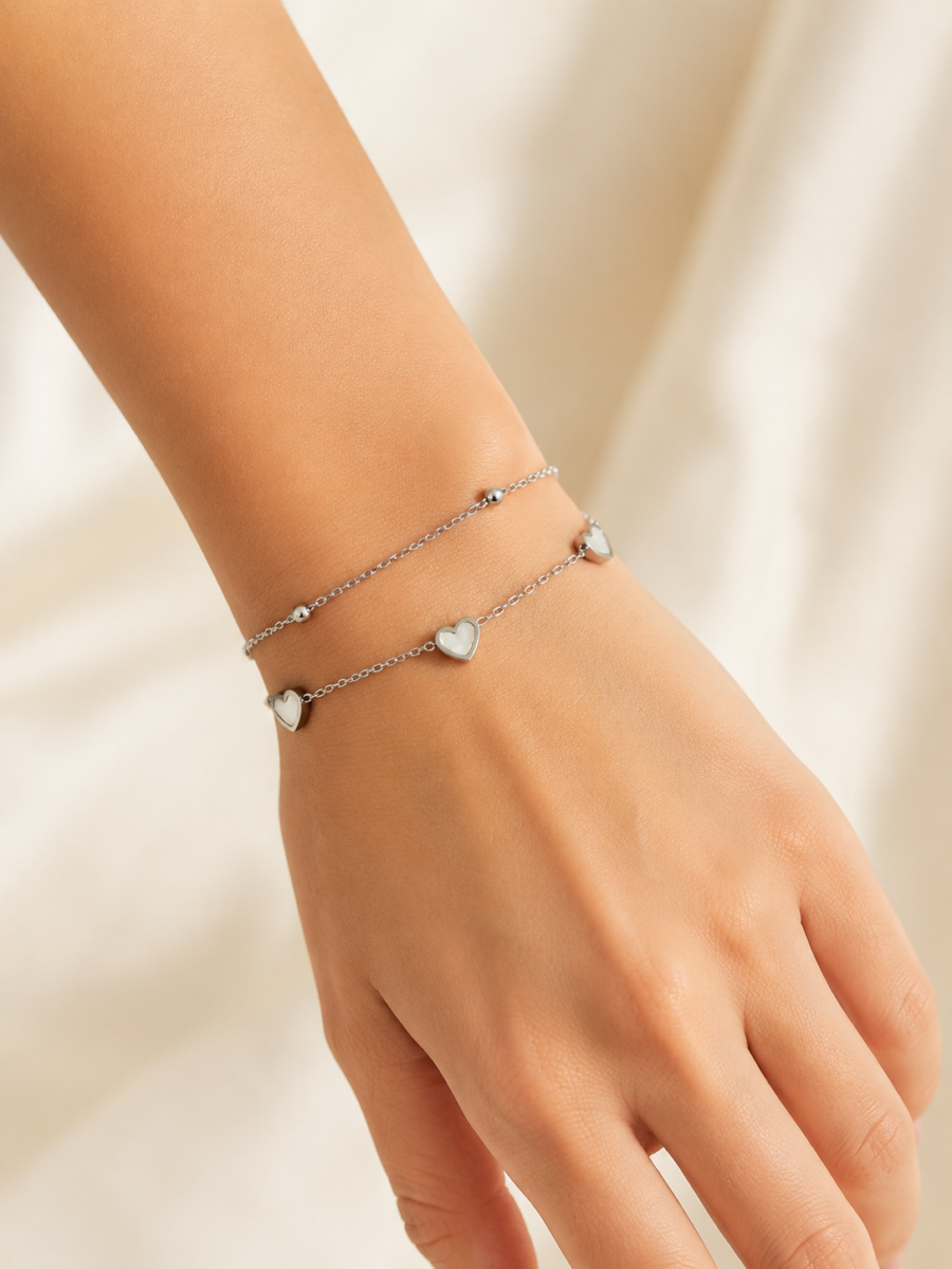 Eternos Acessórios - Pulseira Feminina Aço Inox 316L Corrente Duas Voltas Bolinha e Coração Madri Pérola Eternos Acessórios - Pulseira Feminina Aço Inox 316L Corrente Duas Voltas Bolinha e Coração Madri Pérola