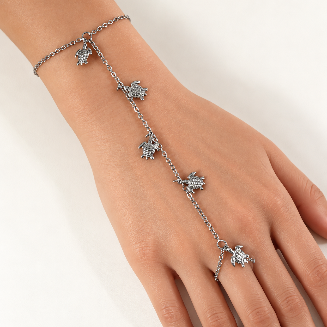 Pulseira Feminina Aço Inox 316L Hand Chain Tartaruga Marinha NÃO ESCURECE PODE MOLHAR ANTIALÉRGICO LINHA MAR